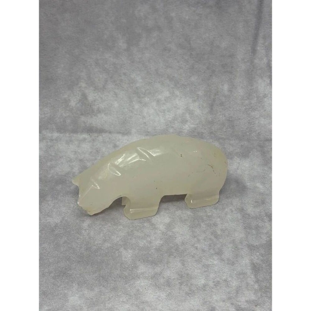 Vintage Hand Carved White Onyx Polar Bear Figurine Translucent Stone Statue 3.5
